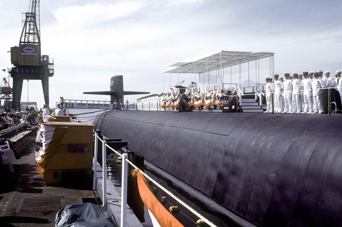 Tàu ngầm USS Michigan (SSBN-727/SSGN-727) của Hải quân Mỹ.